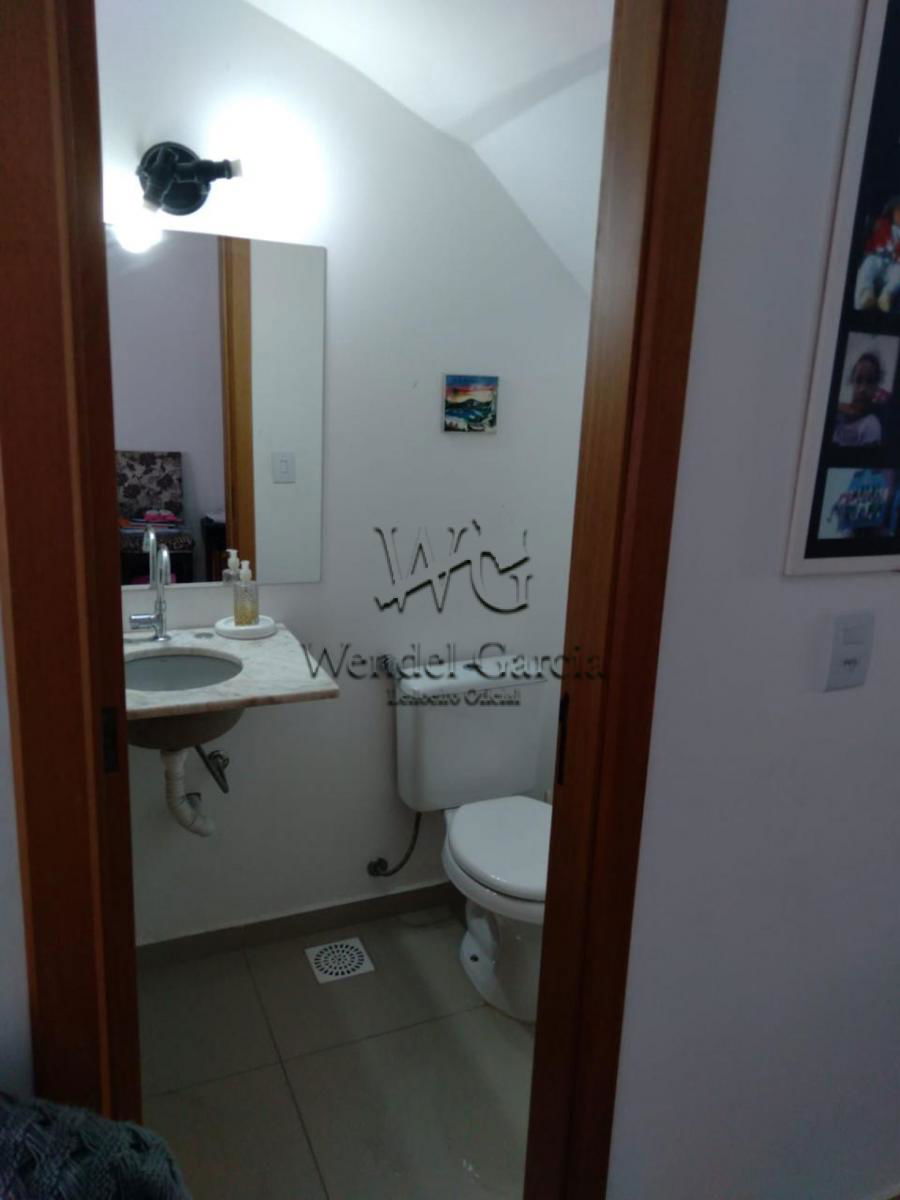 Casa com 2 Dormitórios e 2 Banheiros em Porto Alegre