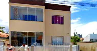 Apartamento 2 quartos, 1 banheiro, 62m² privativos, térreo