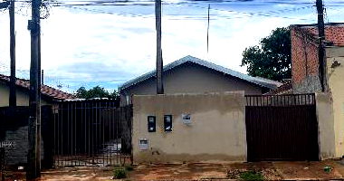 Casa com 2 quartos, 1 banheiro e 39,56m² área privativa