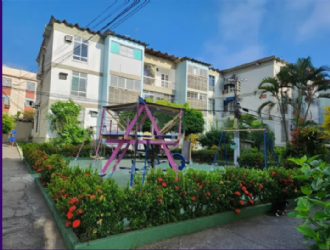 Apartamento em Condomínio com 2 Quartos e 1 Banheiro