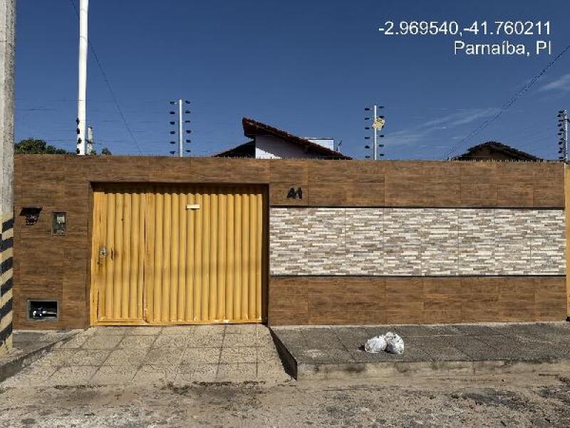 Casa com 3 quartos em Parnaíba/PI