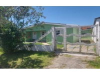 Casa ocupada com 94,15m² construídos