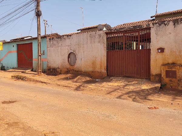 Casa com 2 quartos e 1 banheiro, 69.83m²