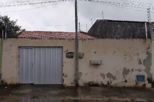 Casa com 98m² em Horizonte/CE