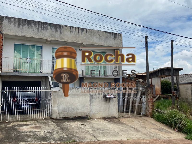 Casa com 3 quartos, 2 banheiros e 261m² de área construída
