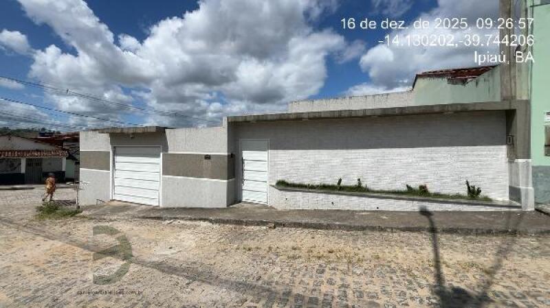 Casa com 2 Quartos e 2 Banheiros em Ipiaú
