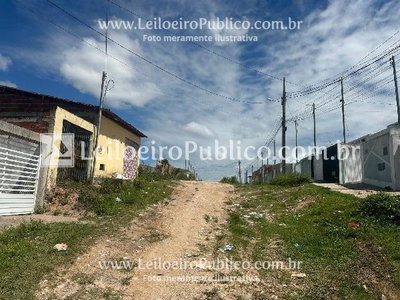 Casa com 2 Quartos e Varanda em Nossa Senhora do Socorro