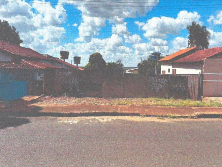Terreno com 360m² no Independência