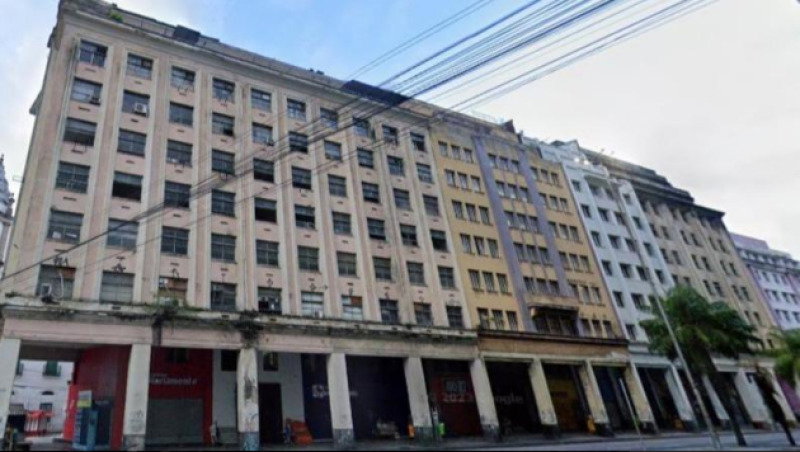 3º andar do Edifício Sulacap com 19 salas e 7 banheiros