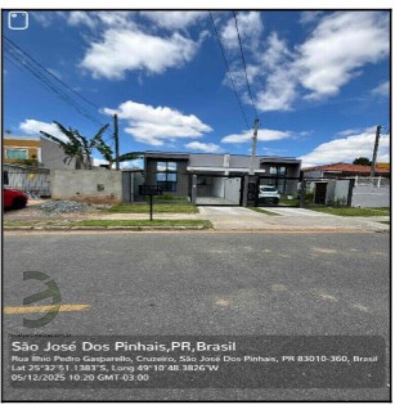 Casa com 101,7 m² de área privativa em São José dos Pinhais
