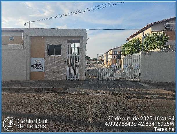 Casa em Teresina com 84,08m² de terreno em condomínio