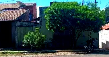 Casa padrão ocupada com 3 quartos, 2 banheiros e 211m² construída