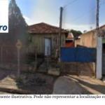 Residência em Madeira com Edícula em Alvenaria - Bastos/SP