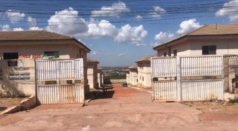 Apartamento com 2 Quartos em Águas Lindas de Goiás