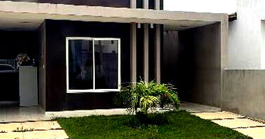 Casa com 3 quartos, 2 banheiros e vaga