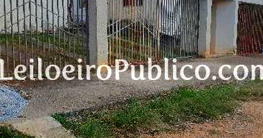 Casa com 2 quartos, 1 banheiro, 1 vaga, 85,99m² construída