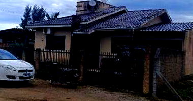 Casa em Jaguaruna/SC com 2 quartos e 2 banheiros
