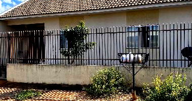 Casa com 2 quartos, 1 banheiro, 1 vaga e 57,75m² construída