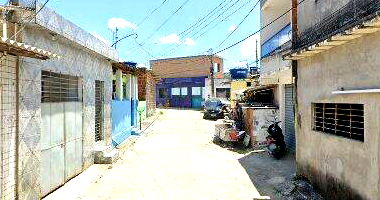 Casa 2 quartos, 1 banheiro, 47.68m² construída, 1 vaga