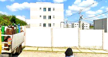 Apartamento 2 quartos, 1 banheiro, 40m², com área de serviço