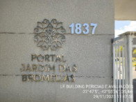 Apartamento com 2 quartos, 48,8m², 1 vaga