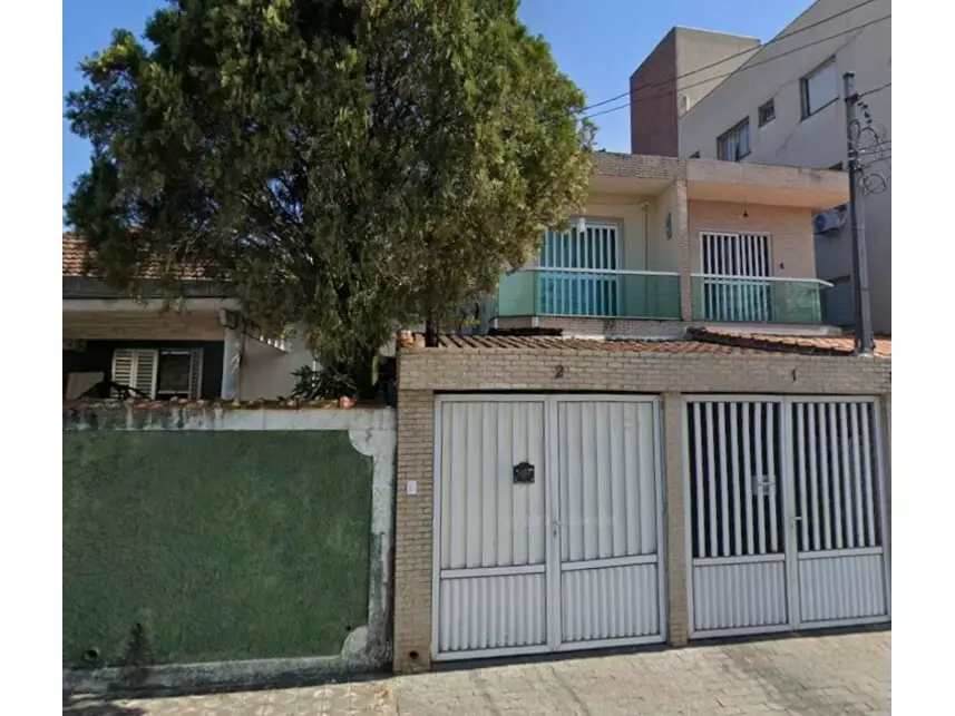 Casa em Leilão com 91m² Construída em Parque São Vicente