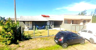 Casa Ocupada em Atlântida Sul com 108,43 m²