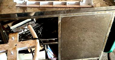 Armário de Carrinho e Gelágua em Aço Inox