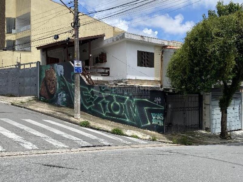 Casa com 2 quartos e 1 banheiro, 108.4m², ocupada