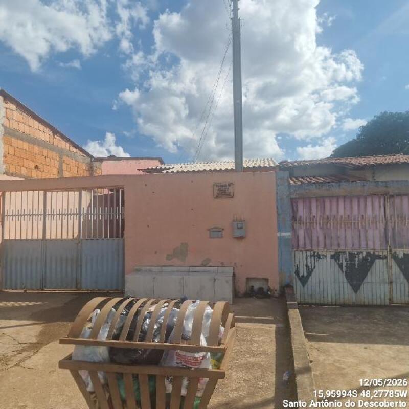 Casa com 67m², 2 quartos e área privativa em Santo Antônio do Descoberto/GO