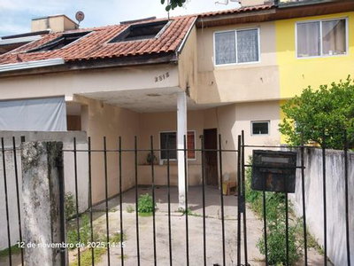 Sobrado 3 quartos, 2 banheiros e 74,87m²