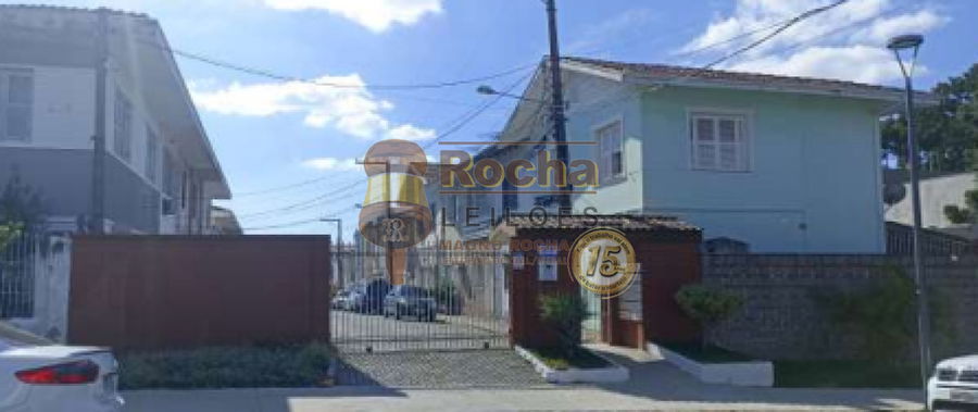 Casa em Condomínio no Prado Velho com 3 Quartos e 2 Vagas