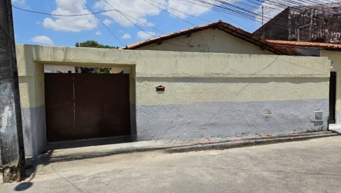 Casa com 2 quartos em Fortaleza - CE