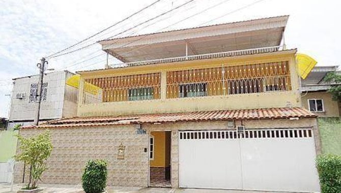 Casa em Condomínio com 152 m² e 1 vaga -