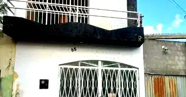 Casa em Leilão com 77m² Construída em Iguatu/CE