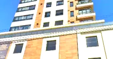 Apartamento 65m² privativos, 108m² total, ocupado, 1 vaga