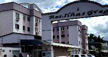 Apartamento com 2 quartos em Palhoça/SC