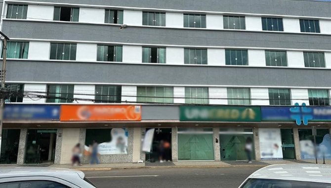 Sala Comercial Espaçosa com 132m² no Coração de Itaperuna