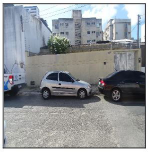 Casa 3 quartos, 3 banheiros, 193.97m² construída, desocupada
