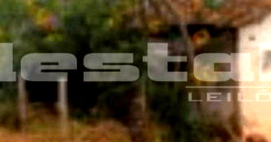 Terreno Amplo com Lagoa e Córrego