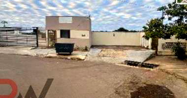 Casa em Condomínio com 2 Quartos em Senador Canedo/GO