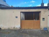 Casa com 3 Quartos, 1 Banheiro e 112m² Construídos - Ocupada