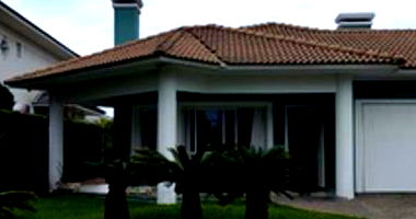 Direitos sobre imóvel urbano com benfeitoria residencial em Capão da Canoa