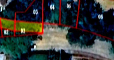 Lote residencial desocupado com 360 m² de terreno