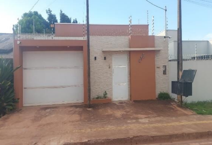 Espaçosa Casa de 191,50 m² Ocupada - Perfeita para Investimento