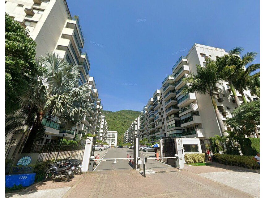 Apartamento 303 Bloco 4 com 1 vaga - Recreio dos Bandeirantes