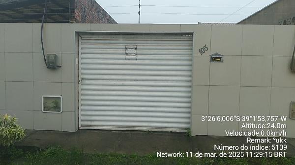 Casa com 2 quartos, 2 banheiros e 72,13m²