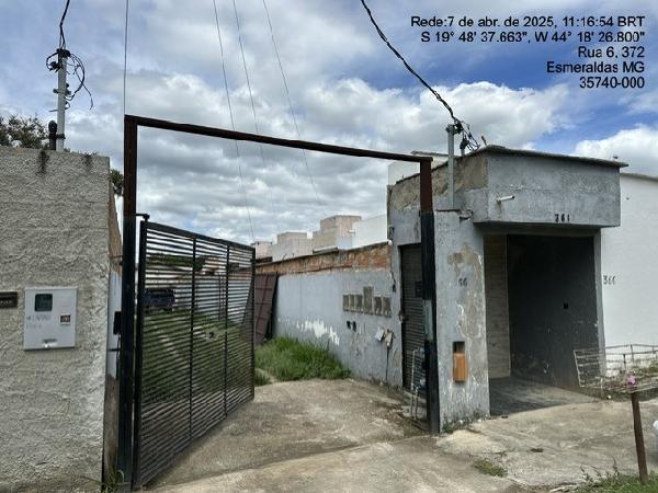 Casa com 1 vaga em Dumaville