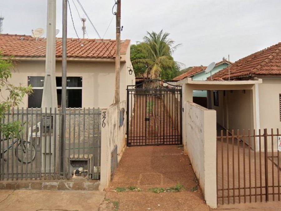 Casa com 134m² construída e 299m² de terreno em Santa Cruz do Rio Pardo