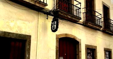 Casa Nobre com 7.822m² de construção, prédio tombado, necessita reparos